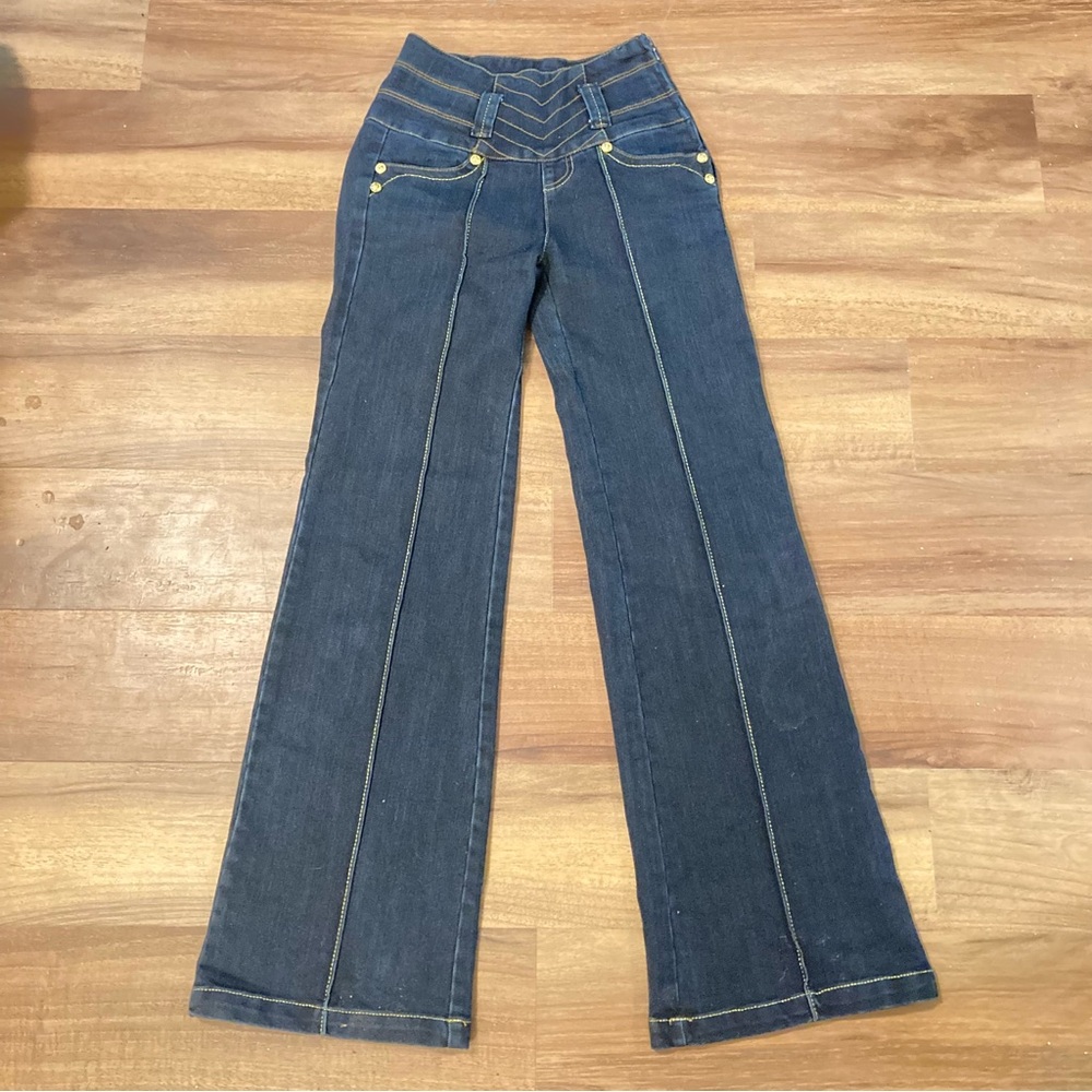 Vintage Retro “Clash” Dark Wash High Waisted Flare Jeans Sz 0